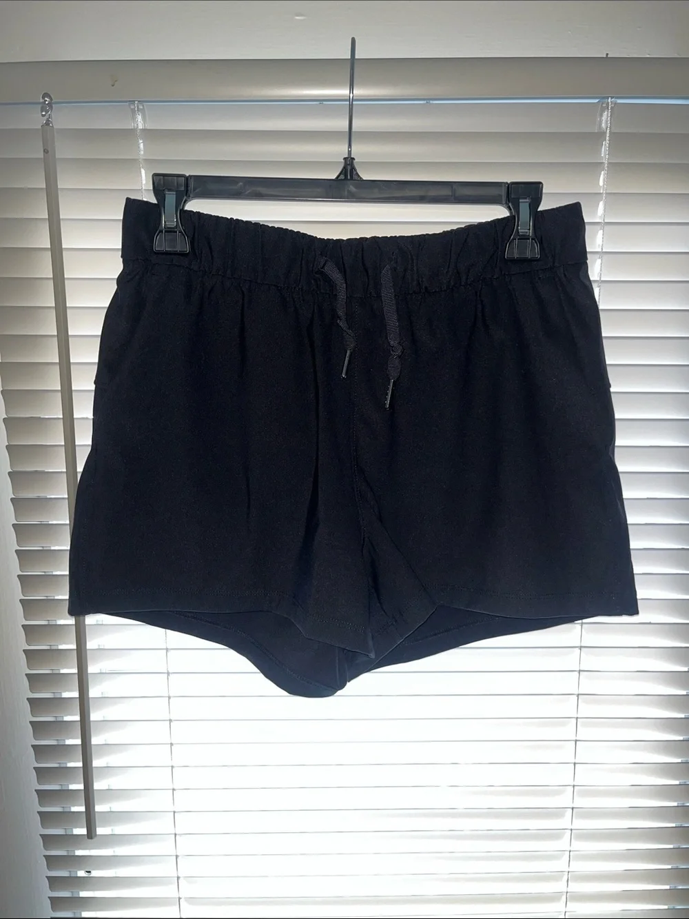 CRZ YOGA Black Elastic Waist Athletic Lounge Shorts